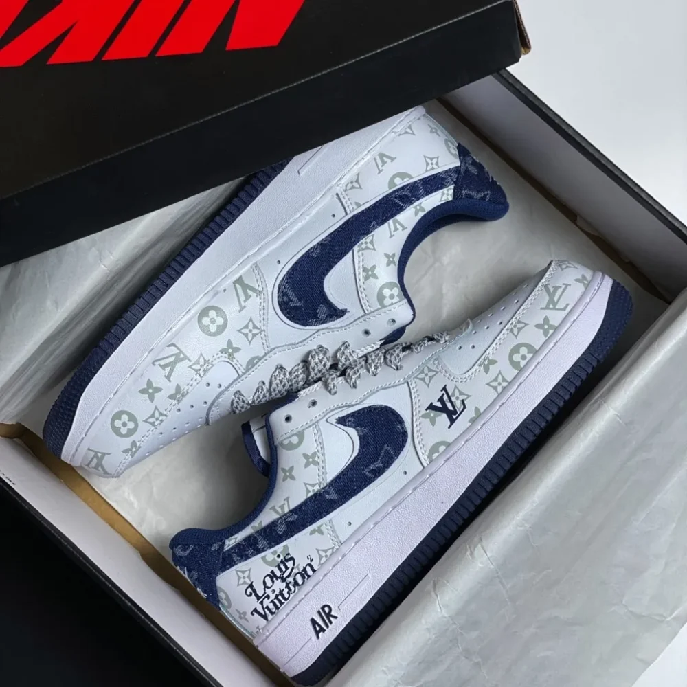 Louis Vuitton x Nike Air Force 1 07 Low 'White Blue' - Image 3