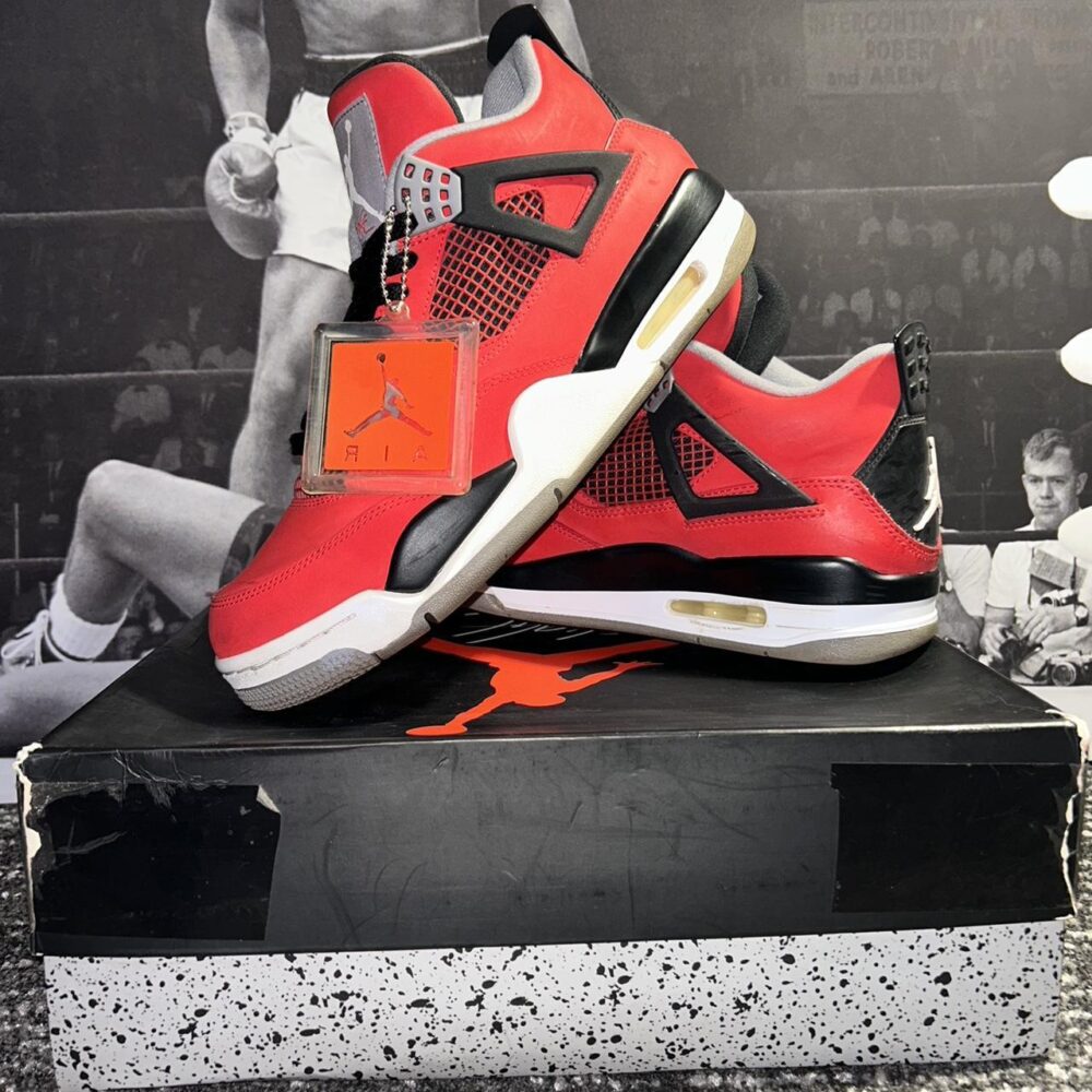 Nike Air Jordan 4 Retro 'Toro Bravo' - Image 6